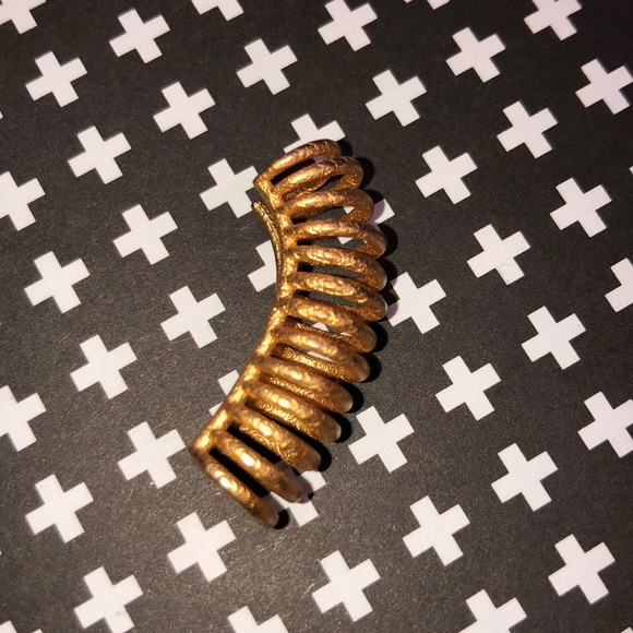 Super Awesome Handmade Gold Coated Metal Ear Cuff - Picture 3 of 4